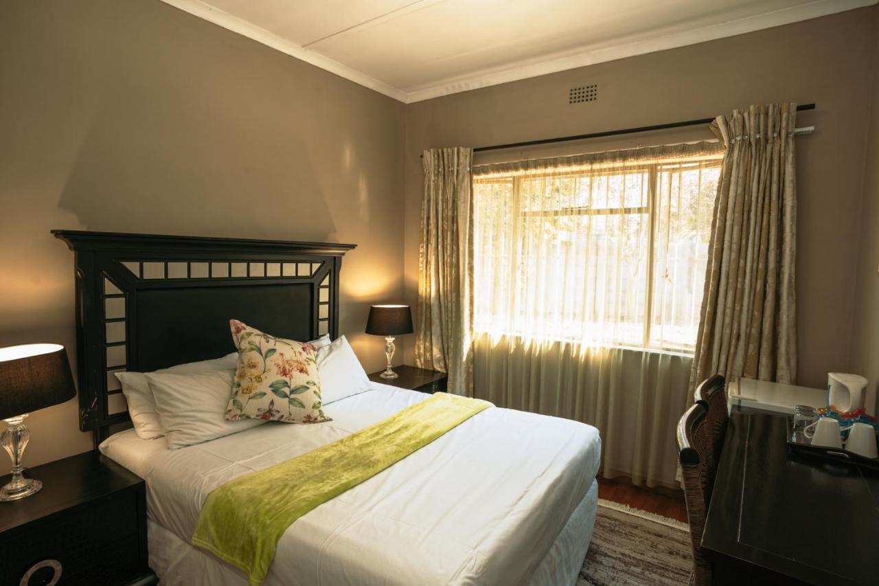 Ramandire B&B Witbank Extérieur photo